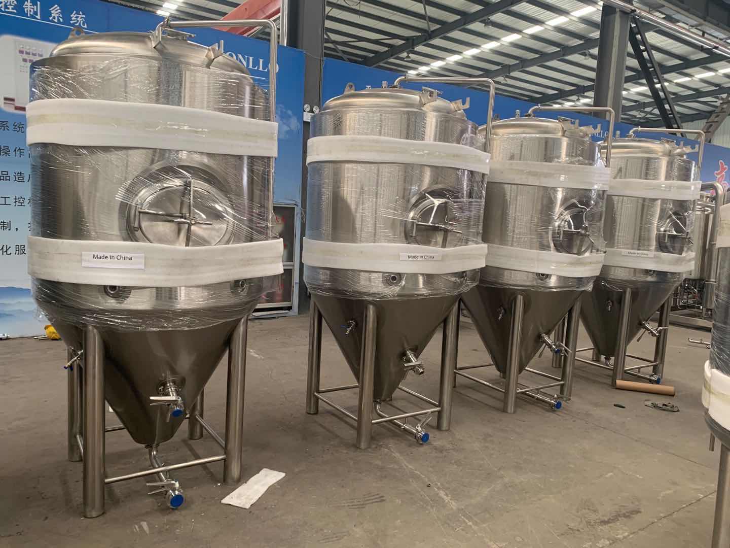啤酒設備發(fā)酵罐